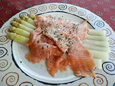 Asperges-met-zalm