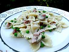 Farfalle-met-ham-en-erwtjes