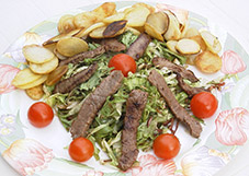 Salade-van-biefstukreepjes